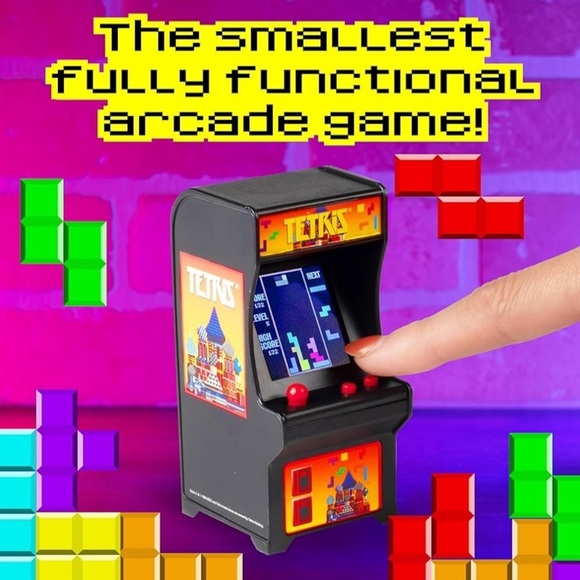 NEW World’s Tiniest Arcade Tetris Game 8+ Super Impulse - Picture 2 of 16